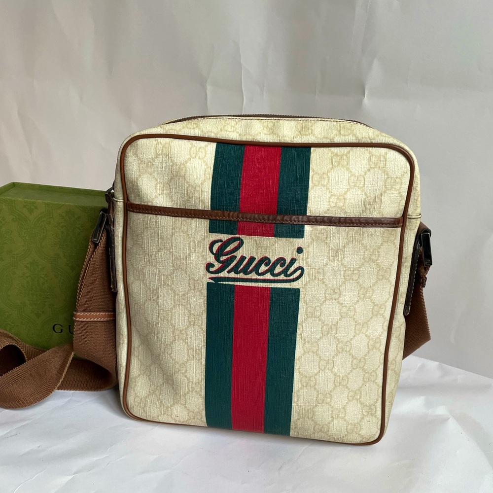 Gucci Ivory / Cream Crossbody✨